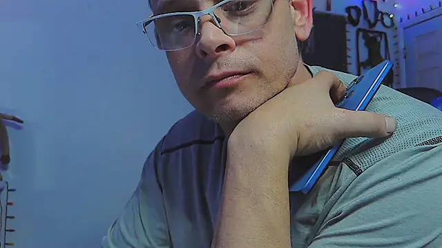 Buffshagswell live sex cam