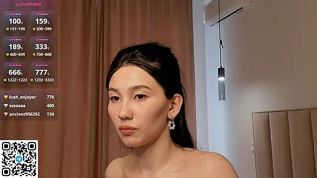 Miss_Iris69's cam snapshot