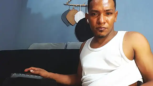 Grandeygruesa1 live sex cam