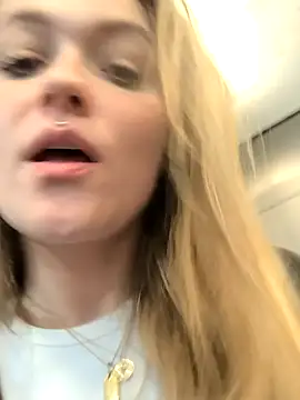 Goldi159 live sex cam