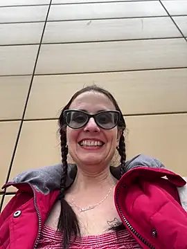 NataKitten live sex cam