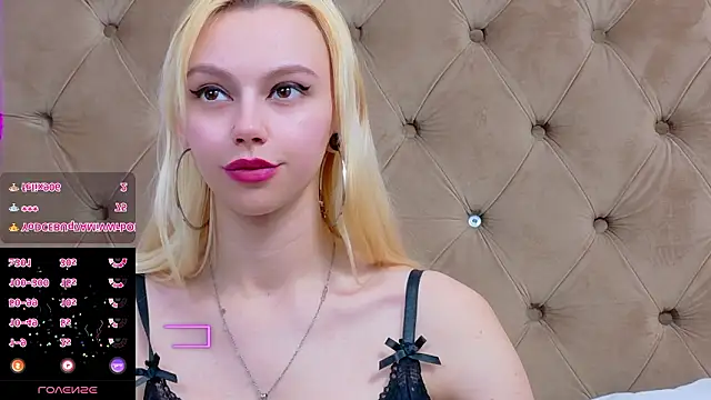 AlessiaCroft's cam snapshot