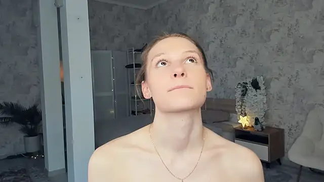 LianneBynon's cam snapshot