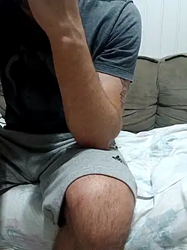 Mia_and_Braian live sex cam