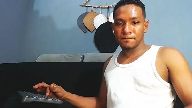 Grandeygruesa1 live sex cam