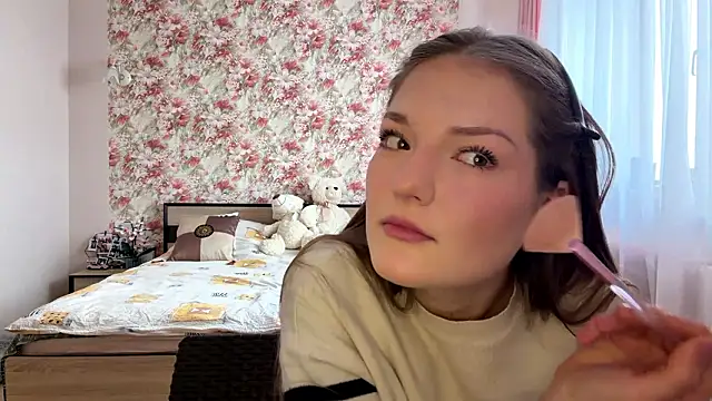 Milayouknow's cam snapshot