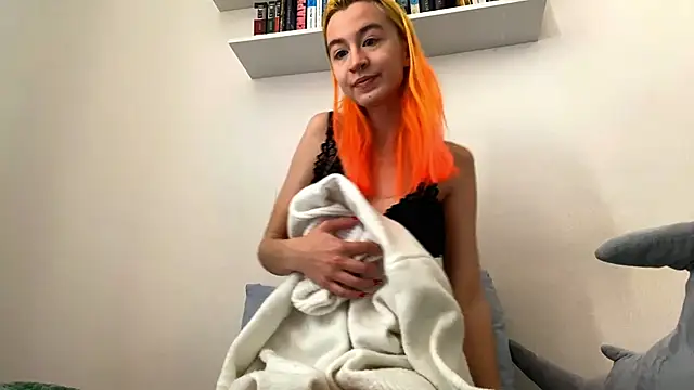 EmilyHein's cam snapshot