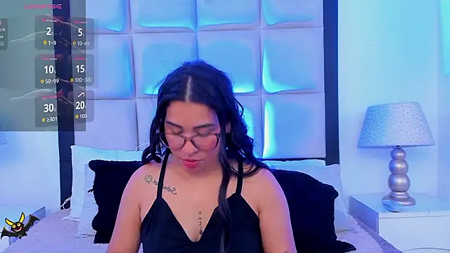 SussyFox's cam snapshot