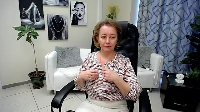 MONA_W's cam snapshot