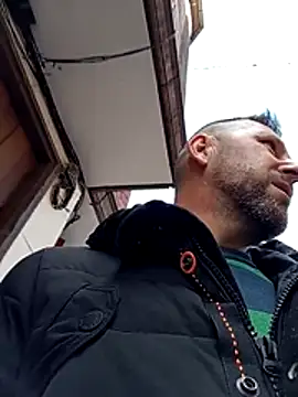 BZH45's cam snapshot