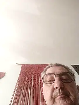 lalouette16's cam snapshot