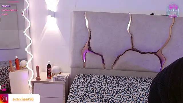 EVAN_TAY's cam snapshot