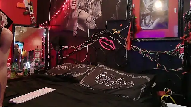 Splash_Queen420's cam snapshot