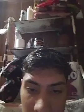 aispuro8505's cam snapshot