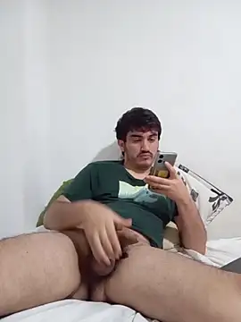 biglatin80's cam snapshot