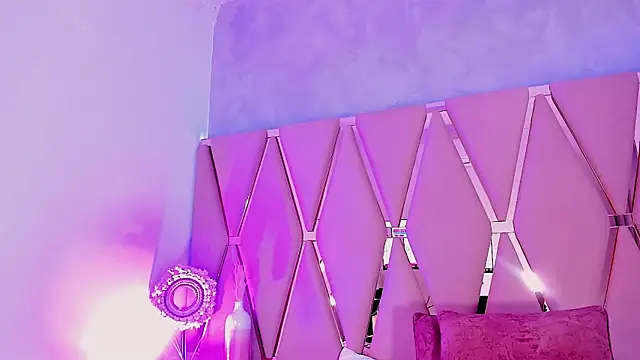 Emily_Black1's cam snapshot