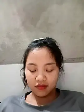 Pretty-haert's cam snapshot