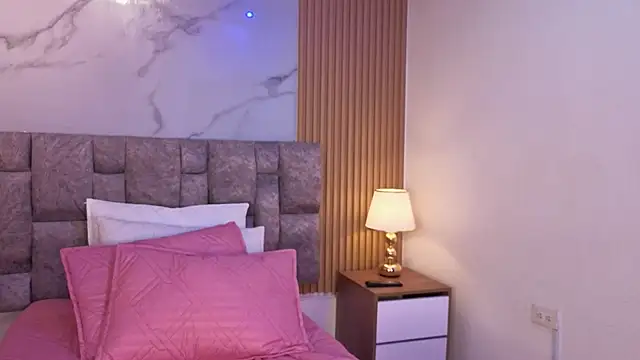 Khalifa_fletcher's cam snapshot