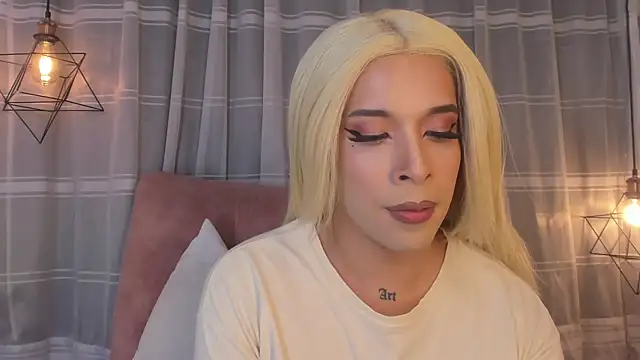 Nyx__Blackwood live sex cam