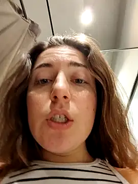 kate_nicepops123777's cam snapshot