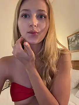 LunaRase live sex cam