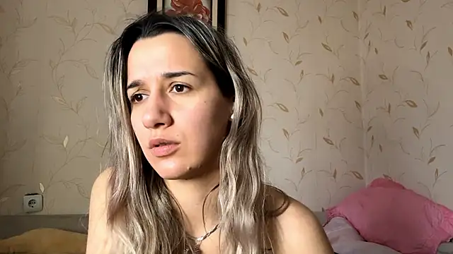 MaryBennetts's cam snapshot