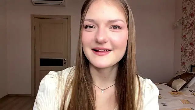 Milayouknow's cam snapshot