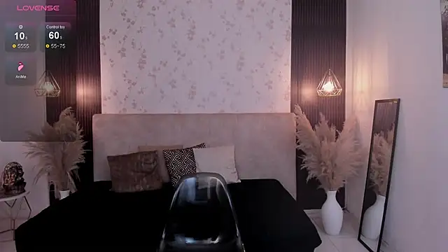 SusyAmis's cam snapshot