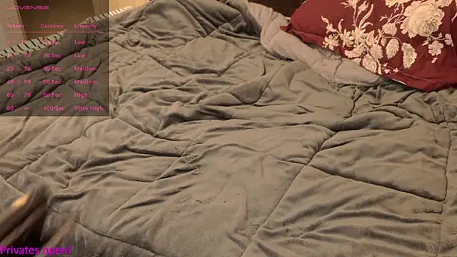 Moonsire1 live sex cam