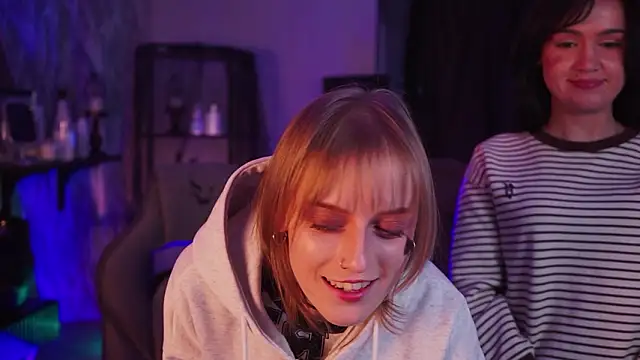 MonicaFarmer live sex cam