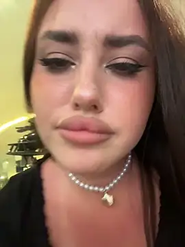 KiraSunshine's cam snapshot