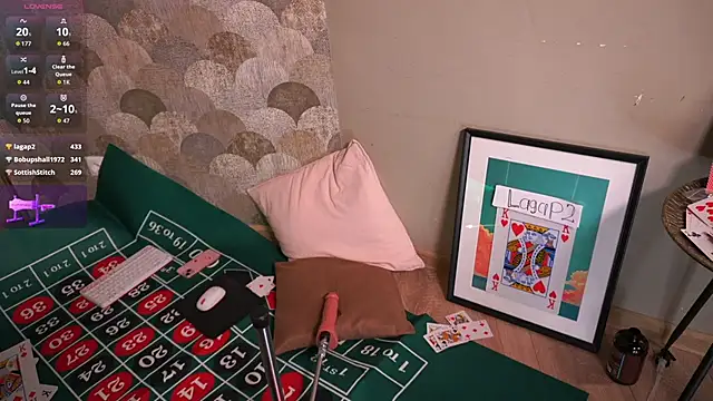 UmaTruewoman live sex cam