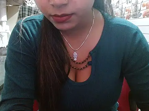 LovingPihu's cam snapshot