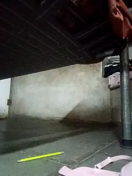 Annuhot143's cam snapshot