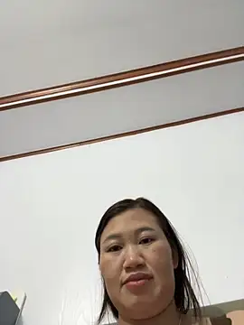 Puka2001 live sex cam