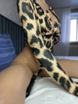 Elegant_girl's cam snapshot