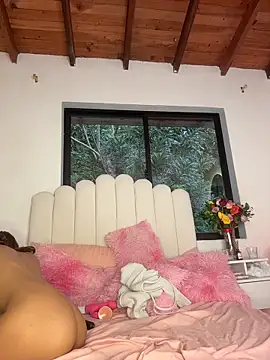 Alison_Ivanova's cam snapshot