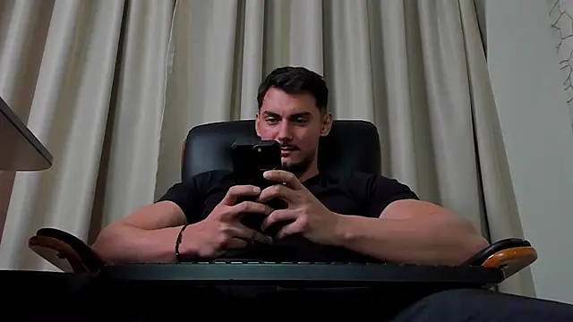 ClintMasters live sex cam