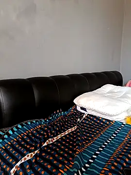 SexypuppyX's cam snapshot