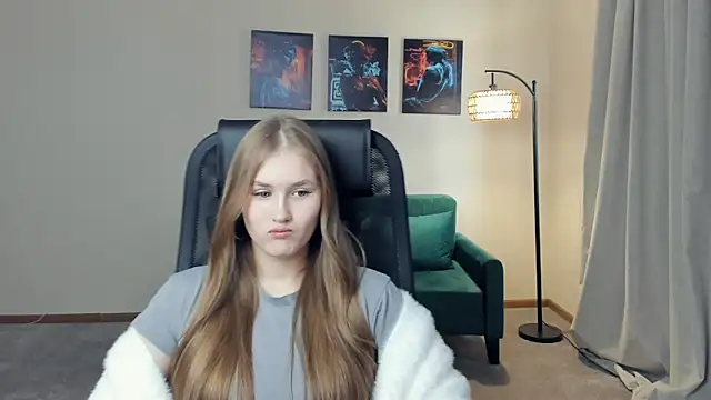 LoiseDumez's cam snapshot