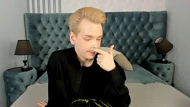 Je_Salvatore's cam snapshot