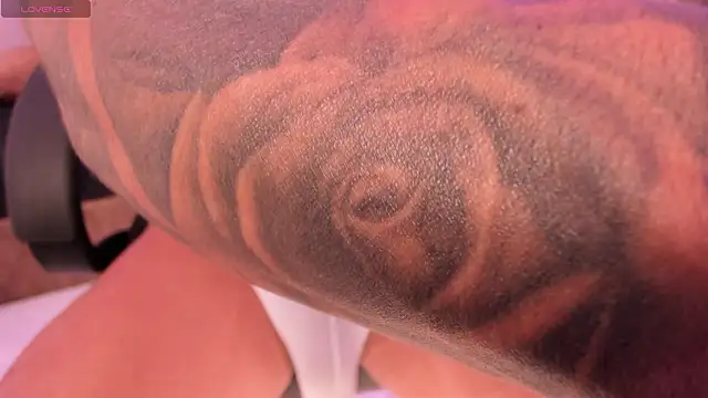 Dantesuarez28's cam snapshot