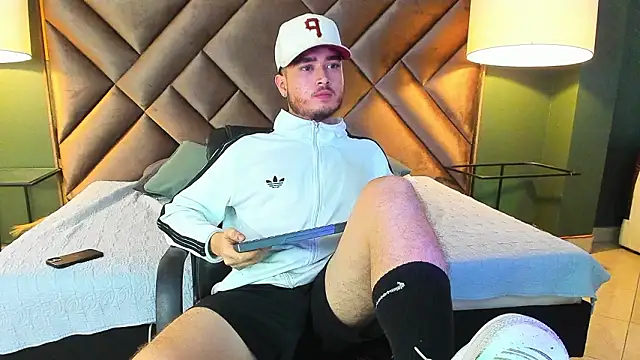 Salvattore_Muller's cam snapshot