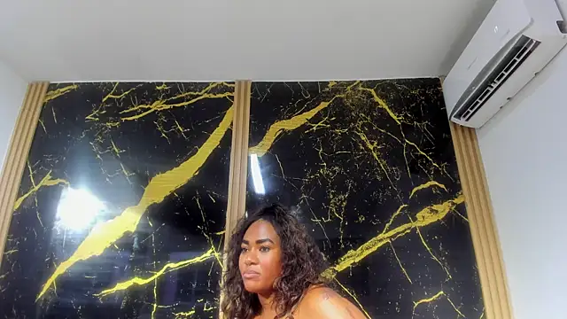 AdrianaVegga's cam snapshot