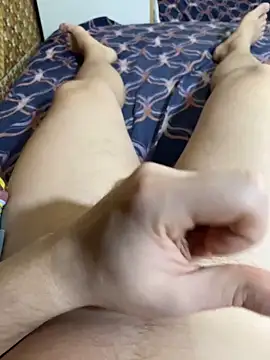 Sextigr2003's cam snapshot