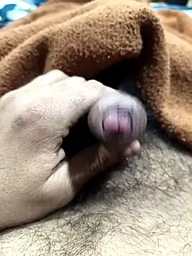 Lushhairyboy11's cam snapshot