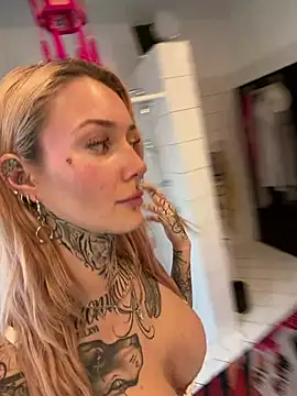 Stella-Kink live sex cam