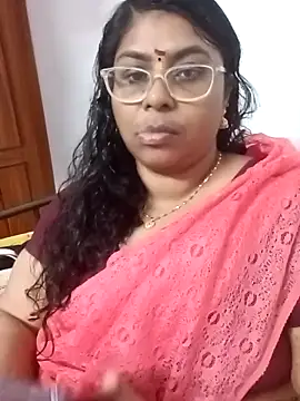 Riya-mallus live sex cam
