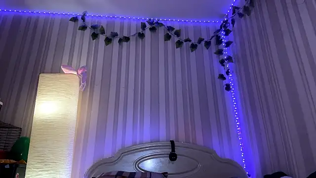 CutieSlim live sex cam