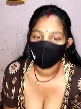 Hotcouplepriya live sex cam